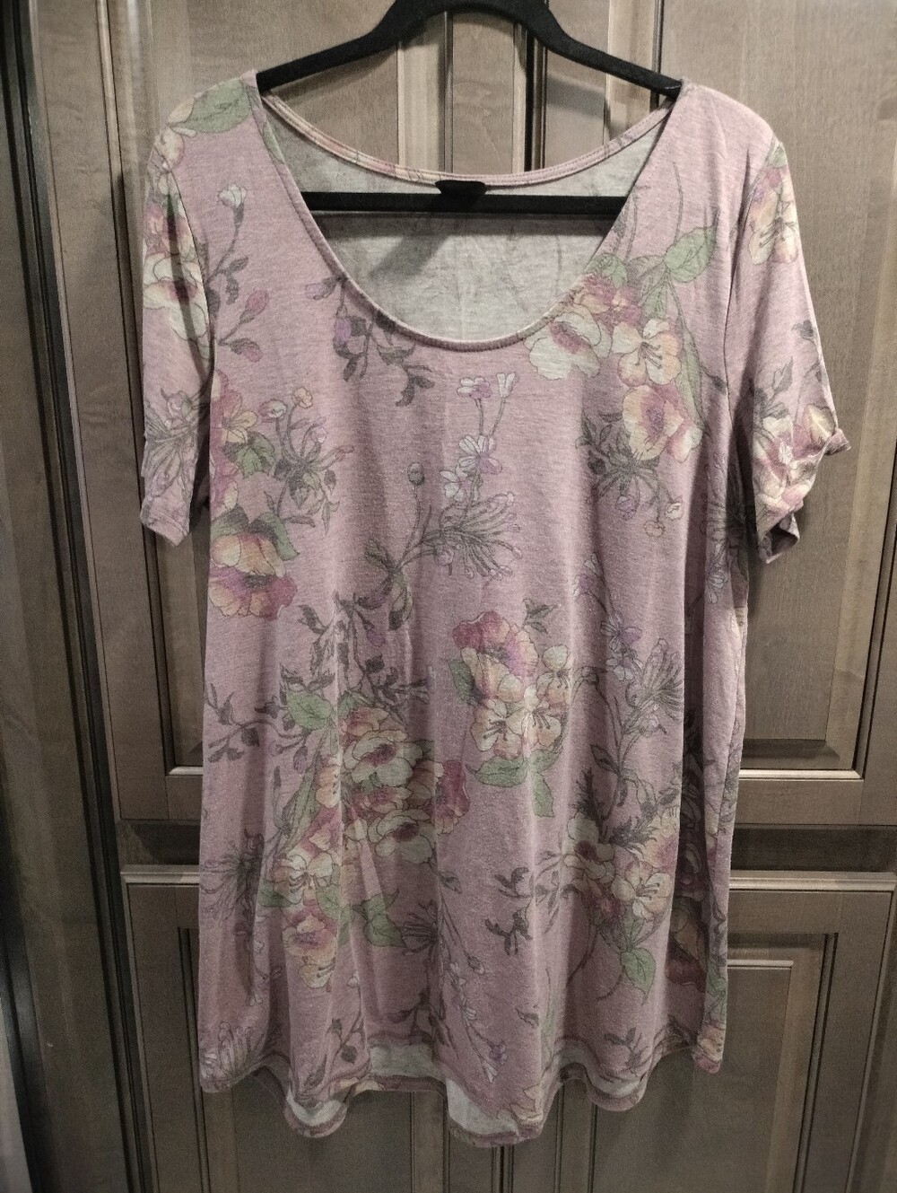 Agnes & Dora Floral Scoop Neck Tee
